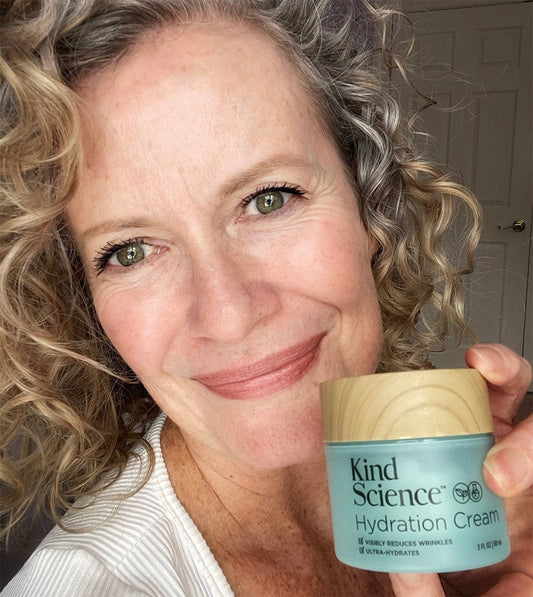 Featured image for the article How to Keep Skin Feeling Fresh + Hydrated All Summer Long