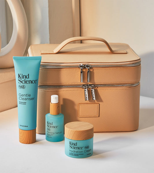 Featured image for the article Need-to-Know Skin Care Tips for Summer Travel